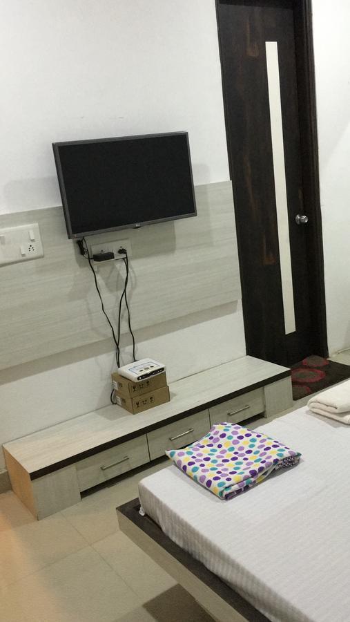 De Agya Paradise Hotel Ludhiana Exterior photo